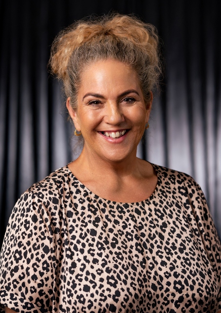 Portrait of Karen Wheatland